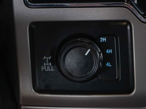 Used 2022 Ford F250 Lariat w/ Lariat Value Package image 23