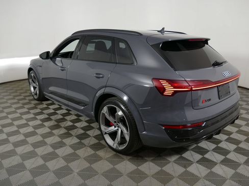 Used 2024 Audi Q8 e-tron Prestige AWD/4WD image 5