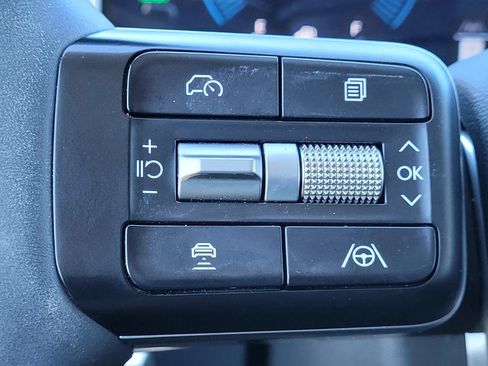 Certified 2026 Hyundai Santa Fe SE AWD/4WD image 25