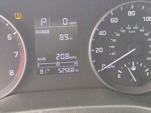 Used 2017 Hyundai Elantra SE image 10