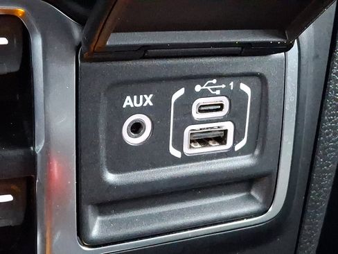 Certified 2025 Jeep Wrangler Willys image 26