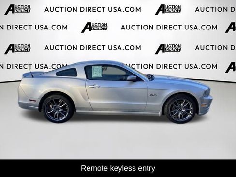 Used 2013 Ford Mustang GT w/ Brembo Brake Pkg image 2