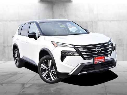 Certified 2024 Nissan Rogue SL image 2