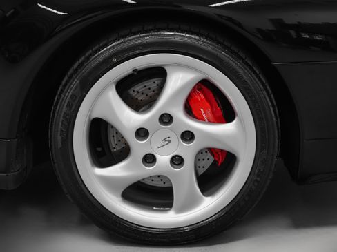 Used 1997 Porsche 911 Carrera 4S AWD/4WD image 15