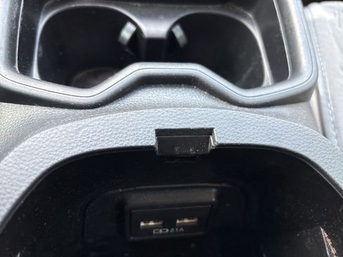 Used 2021 Toyota RAV4 XLE Premium FWD image 18