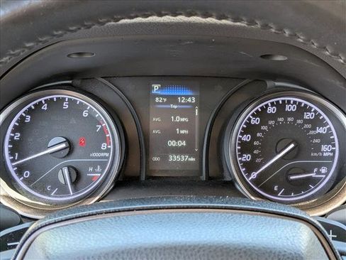 Used 2023 Toyota Camry SE FWD image 11