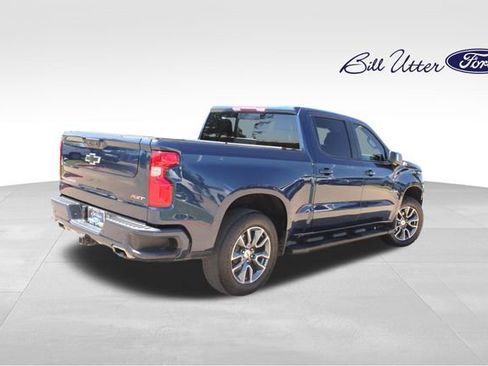 Used 2023 Chevrolet Silverado 1500 RST AWD/4WD image 5