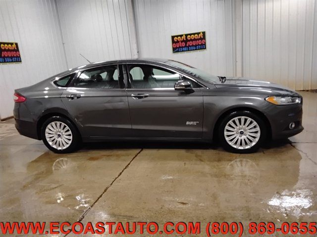 Used 2016 Ford Fusion Energi SE w/ Driver Assist Package FWD image 2