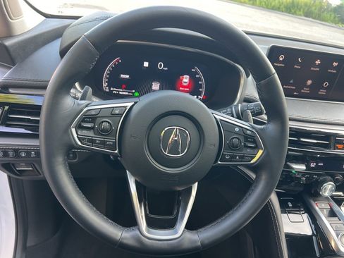 Used 2023 Acura MDX SH-AWD w/ Advance Package image 13