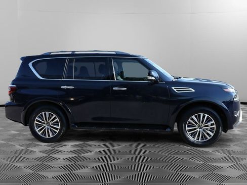 Used 2023 Nissan Armada SL w/ Captain's Chairs Package AWD/4WD image 9