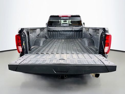 Used 2023 GMC Sierra 3500 SLE w/ SLE Value Package AWD/4WD image 10
