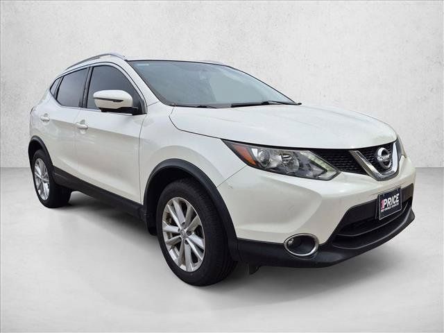 Used 2017 Nissan Rogue Sport SV w/ SV Premium Package AWD/4WD image 3
