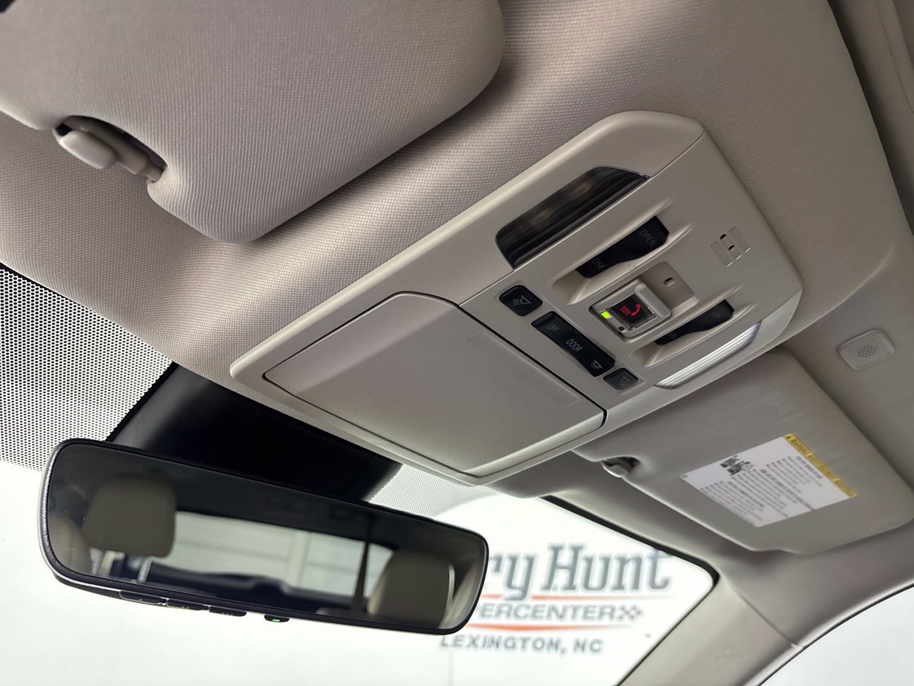 Used 2023 Toyota Highlander Limited FWD image 24