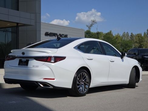 New 2025 Lexus ES 350 350 Luxury image 29