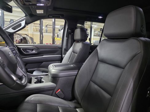 Used 2023 Chevrolet Tahoe Z71 w/ Luxury Package image 25