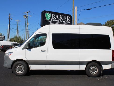 Used 2022 Mercedes-Benz Sprinter 1500 image 22