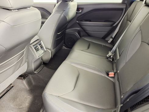 New 2025 Subaru Forester Limited image 5