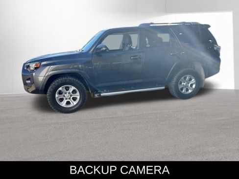 Used 2017 Toyota 4Runner SR5 Premium AWD/4WD image 3