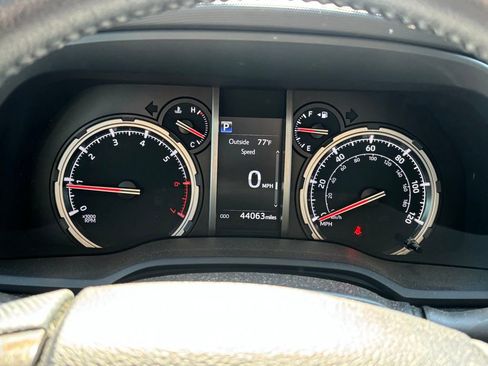Used 2023 Toyota 4Runner TRD Off-Road Premium w/ Off Road Premium Plus Package AWD/4WD image 13