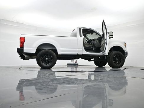 Used 2019 Ford F250 XL w/ Power Equipment Group image 47