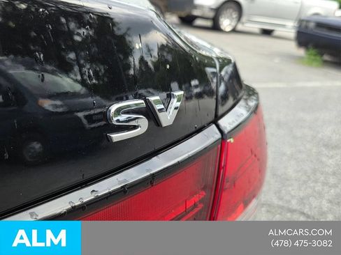 Used 2024 Nissan Sentra SV FWD image 11