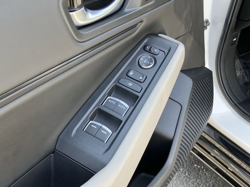 Certified 2025 Honda Accord EX-L image 15