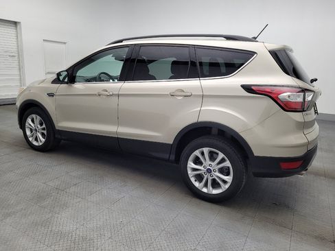 Used 2018 Ford Escape SE w/ SE Sync 3 Package FWD image 3