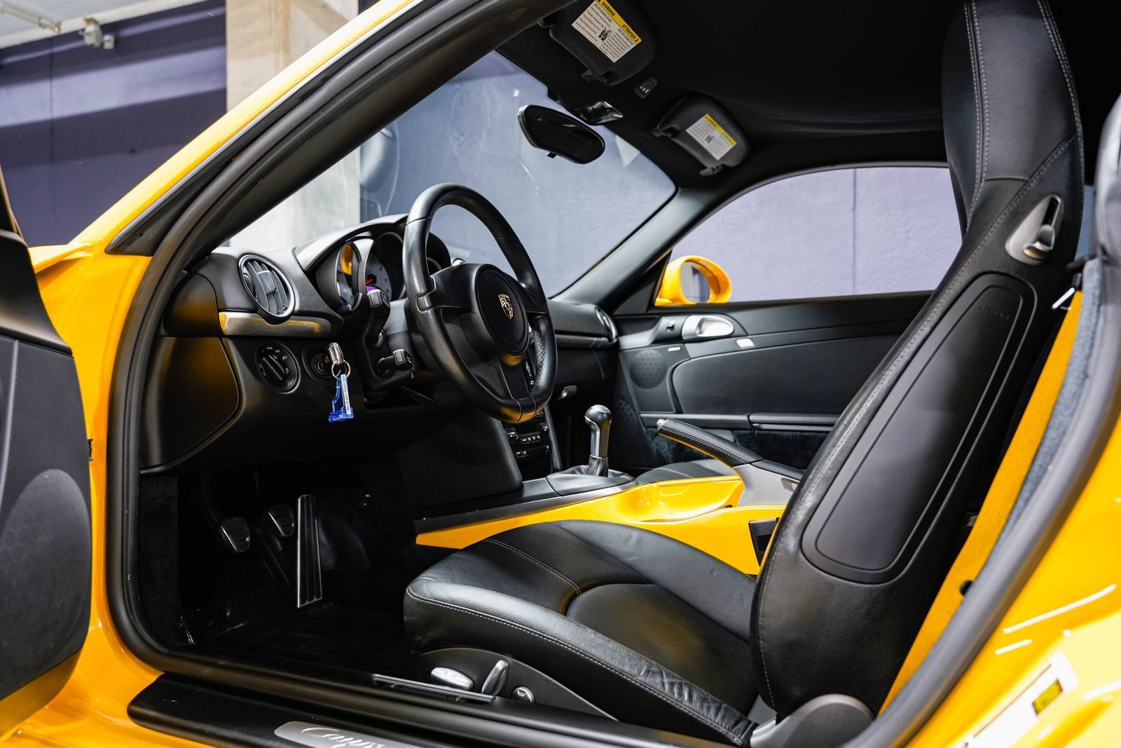 Used 2011 Porsche Cayman S RWD image 18