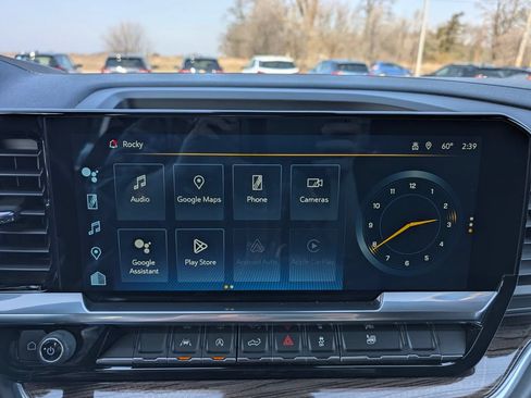 Used 2024 Chevrolet Silverado 1500 LT AWD/4WD image 21