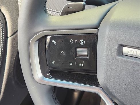 Used 2024 Land Rover Discovery Sport Dynamic SE image 27