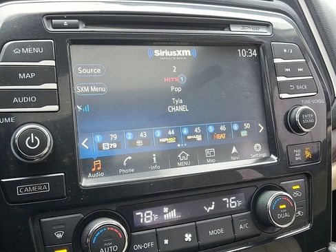 Used 2017 Nissan Maxima Platinum w/ Interior Lighting Package image 19