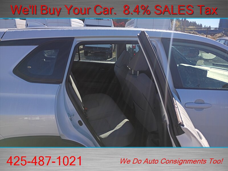 Used 2024 Toyota Corolla Cross AWD Hybrid image 14