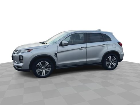 Used 2021 Mitsubishi Outlander Sport SE image 5