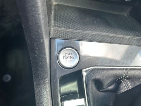 Certified 2023 Volkswagen Tiguan SE R-Line FWD image 16