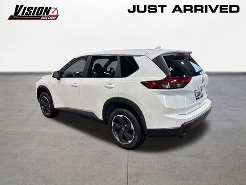 New 2026 Nissan Rogue SV image 7