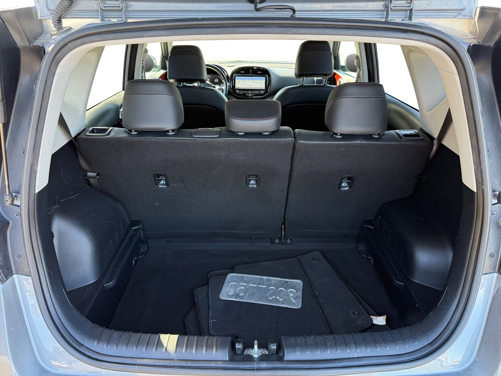 Used 2023 Kia Soul GT-Line FWD image 17