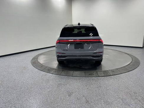 New 2026 Lincoln Nautilus Reserve w/ Jet Appearance Package image 6