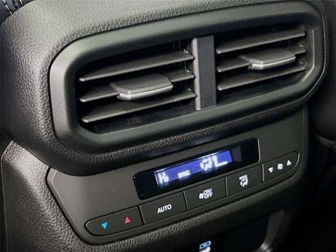 New 2026 Honda Pilot Touring image 24