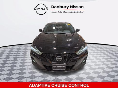 Certified 2023 Nissan Maxima SR w/ Sport Mat Group FWD image 10