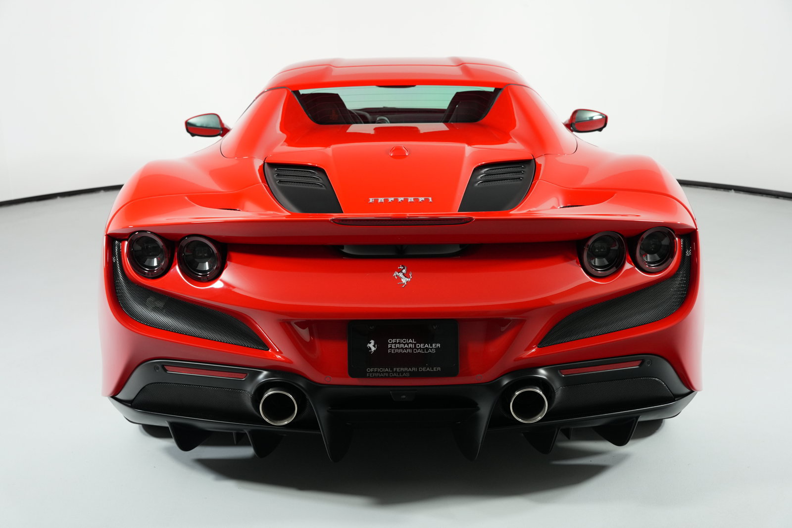 Certified 2022 Ferrari F8 Spider RWD image 12