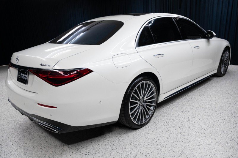 Used 2023 Mercedes-Benz S 580 4MATIC Sedan image 5