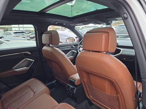 Used 2022 Audi Q3 2.0T Premium w/ Convenience Package image 53