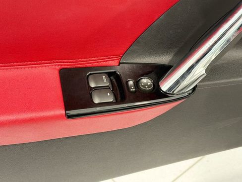 Used 2007 Saturn Sky Red Line image 14