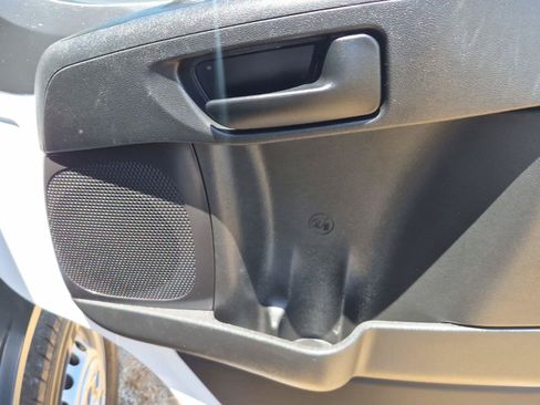 Used 2026 RAM ProMaster 2500 w/ Convenience Group FWD image 8