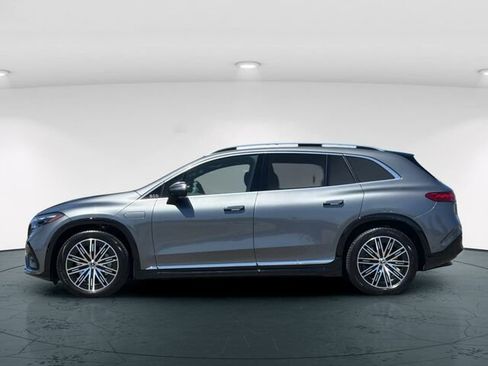 Used 2026 Mercedes-Benz EQS 400 4MATIC SUV image 4