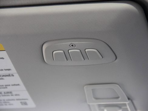 Certified 2022 Ford Mustang Mach-E Premium image 20