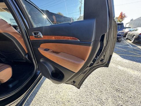 Used 2013 Jeep Grand Cherokee Overland image 57