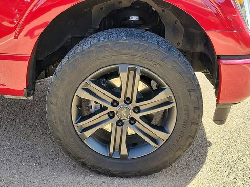 Used 2022 Ford F150 Lariat image 14