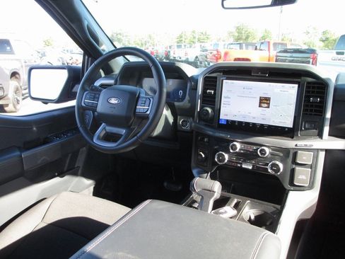 Used 2025 Ford F150 XLT w/ Equipment Group 302A MID image 23