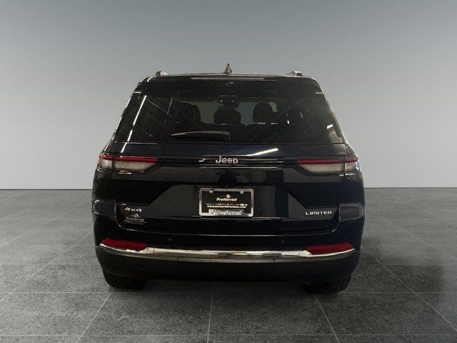 Used 2023 Jeep Grand Cherokee Limited w/ Luxury Tech Group II AWD/4WD image 26